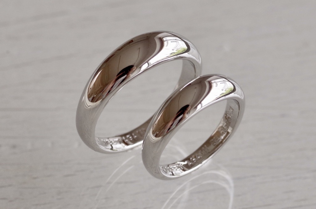 月甲丸の結婚指輪