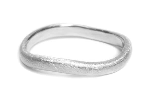結婚指輪 オーダーメイド プラチナ S字