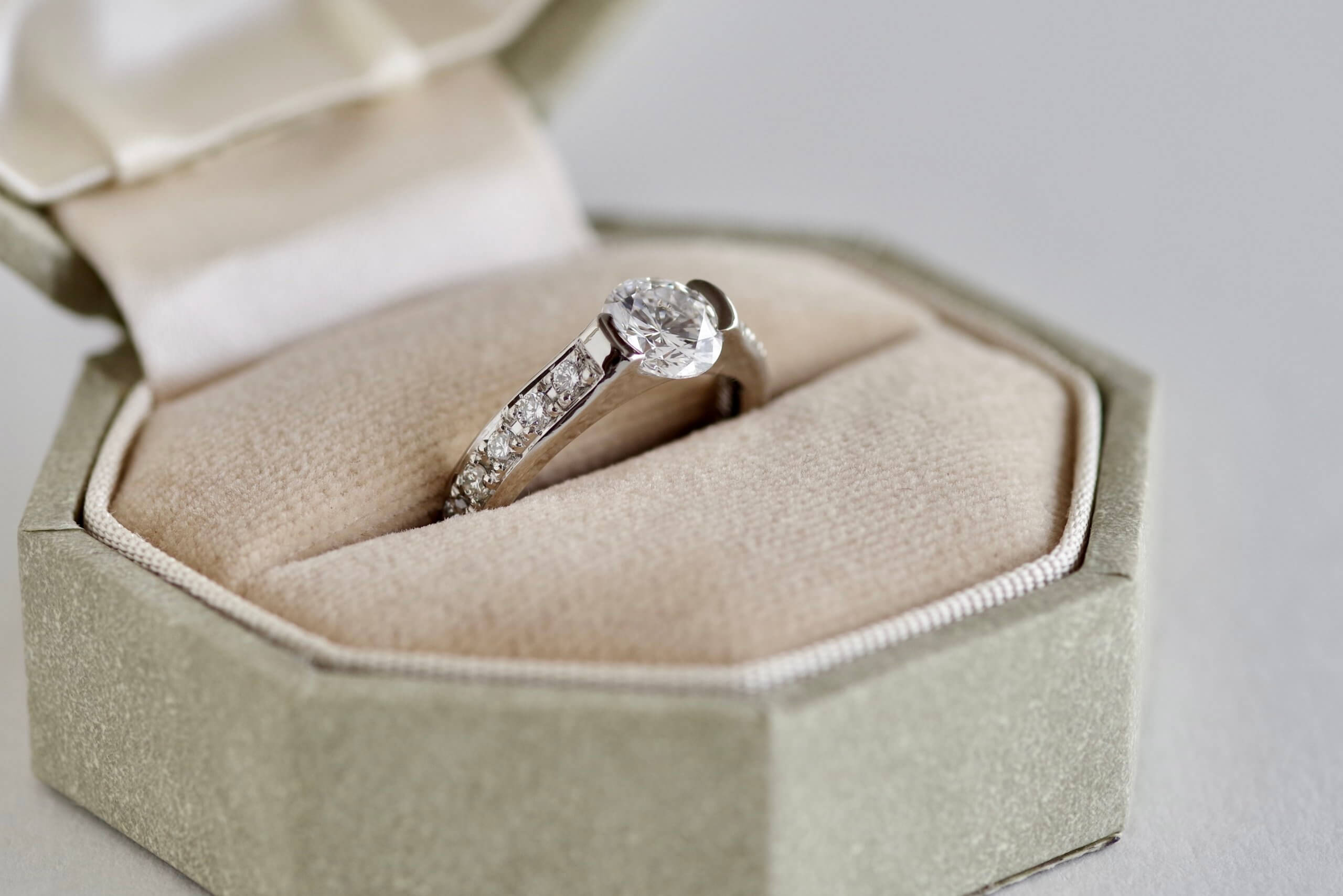結婚指輪　オーダーメイド　1カラットダイヤモンド
