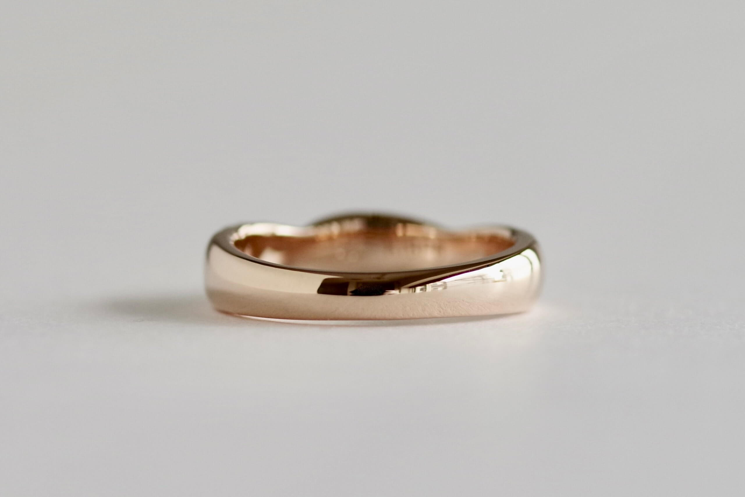 結婚指輪　オーダーメイド　ツイストリング