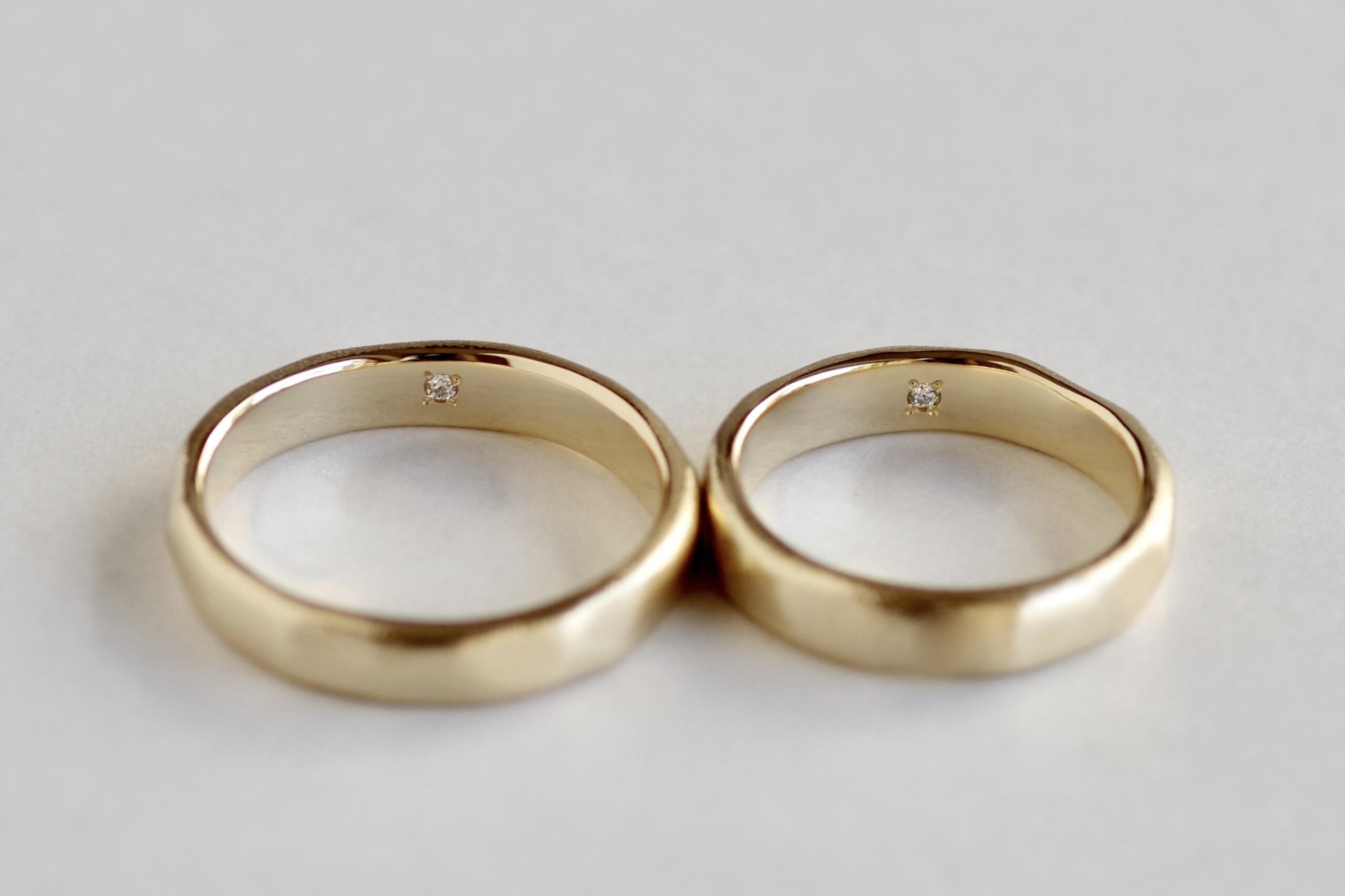 結婚指輪　オーダーメイド　双子ダイヤ