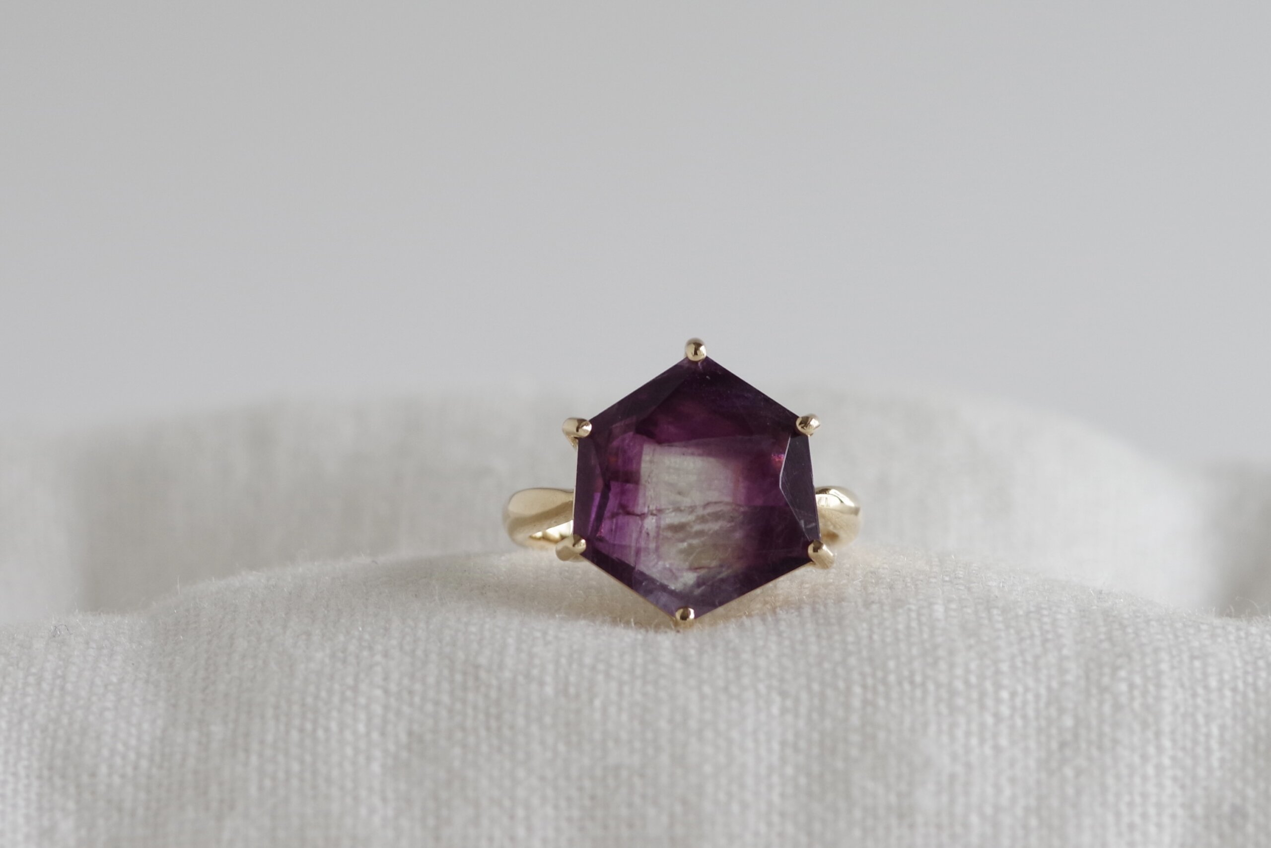 婚約指輪　オーダーメイド　フローライト