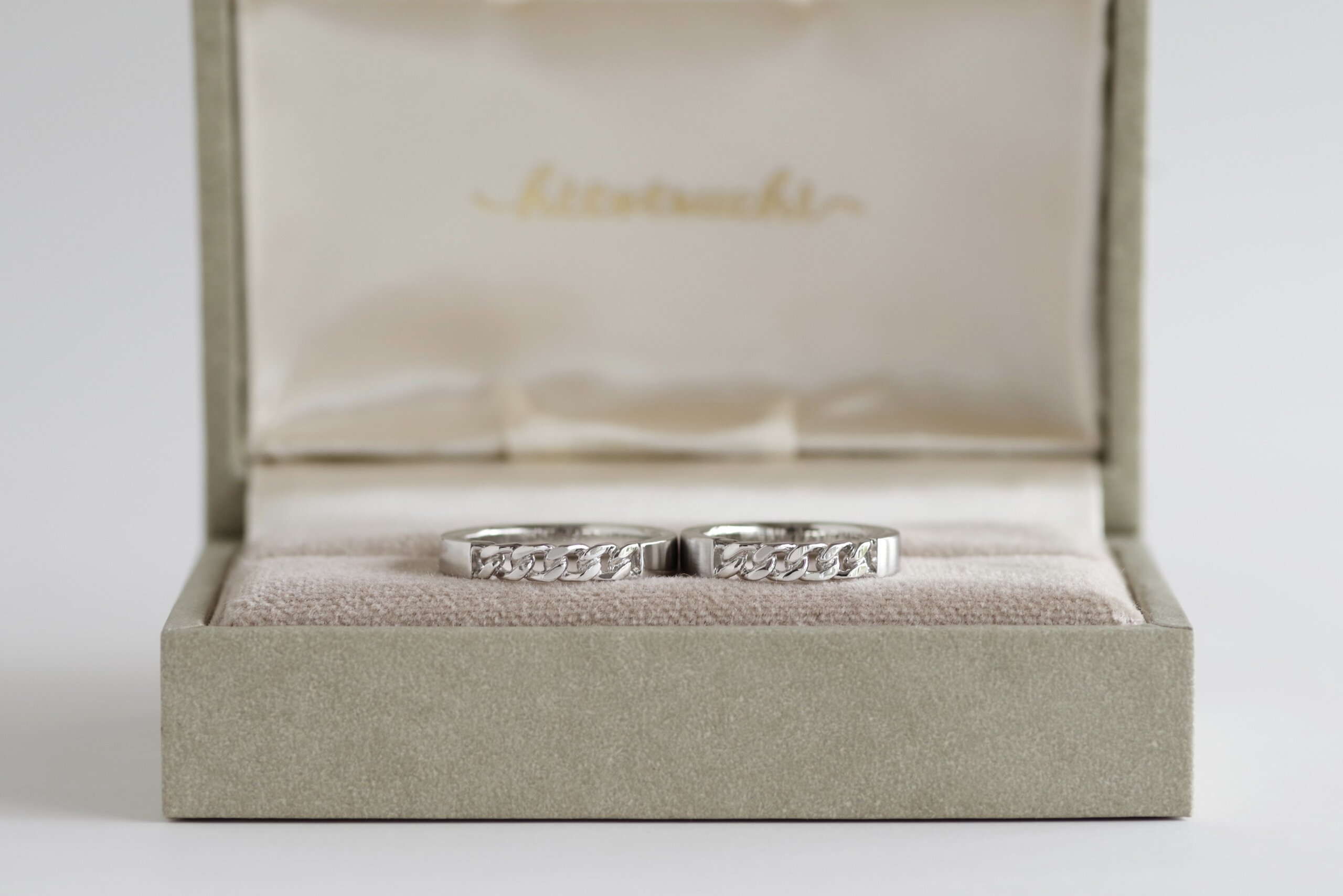 結婚指輪　オーダーメイド　チェーン