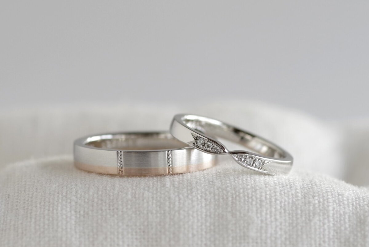 ミルグレインが繋がるデザインの結婚指輪